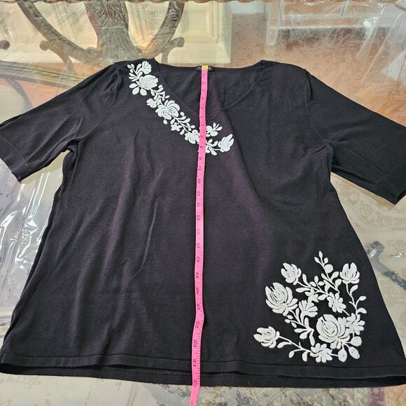 Talbots Womens Black Embroidered Floral Lt Sweater W/ Tie Sleeves Romantic READ - Picture 6 of 9